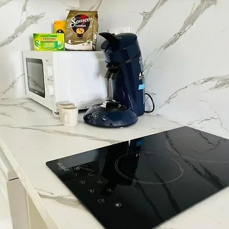 Appartement Le Cap D'agde, Le Baïa,vue Mer, 20m De La Plage, Piscine